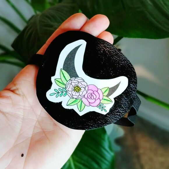 Floral Moon Eye Patch, Adjustable Vision Accessory, Ocular Aid Costume Accessory - Picture 4 of 4